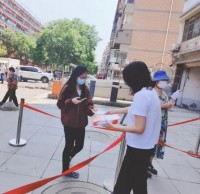 體育場社區(qū)開展垃圾分類宣傳活動(dòng)